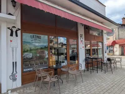 Angle coffee and wine bar & wineshop/ Ъгъл кафе, вино бар и магазин
