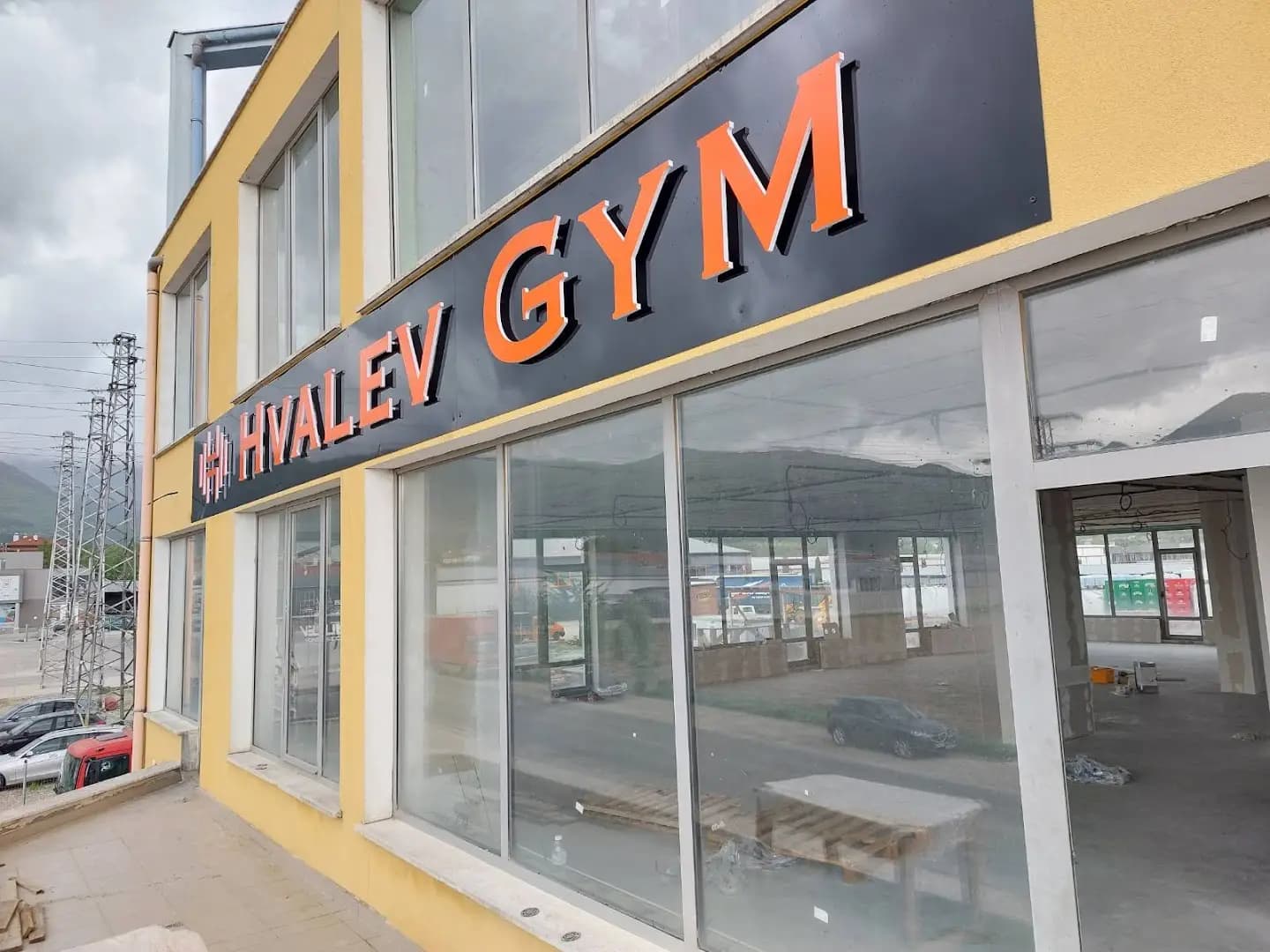 Hvalev GYM