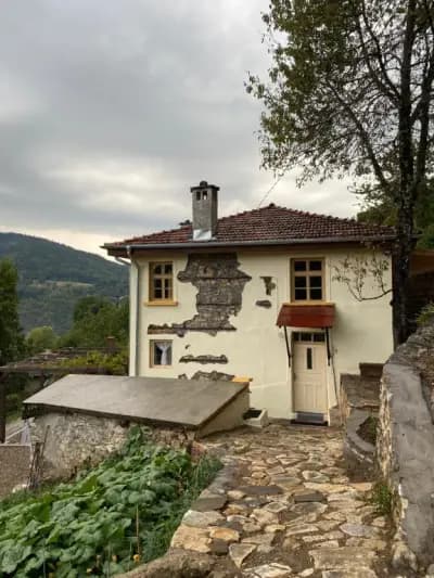Spring House Изворна Къща