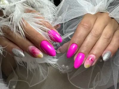 Diamond Nails