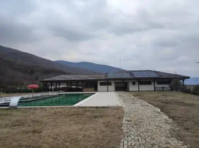 Villa Yustina Shop