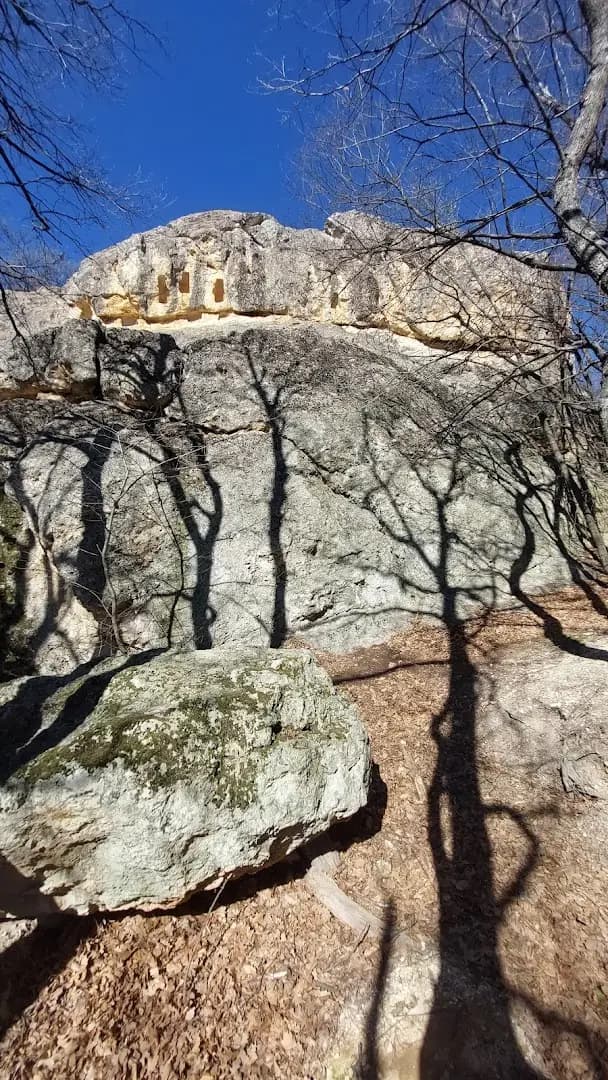 Глухите камъни