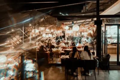 NOA Bar & Brunch