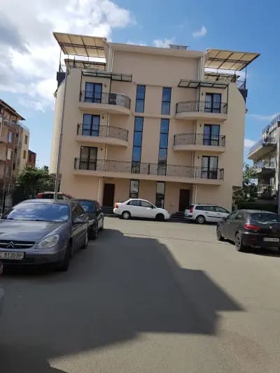 Flowers Apartments