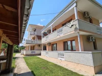 House Varna-1