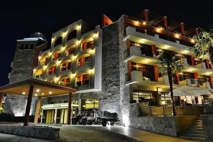 Хотел Нобел