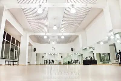 "Нашенци" фолклора формация и танцова школа
