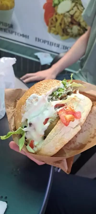 Дюнери "Fast food Aleppo"