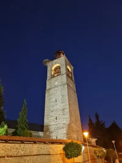 Паметник на Паисий Хилендарски