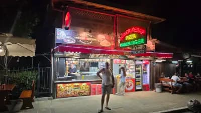 Döner Kebap & Pizza TIARA