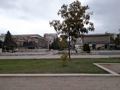 Площад „Георги Измирлиев“