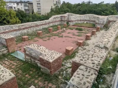 Крепост „Кастра ад Монтанензиум“