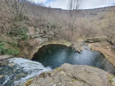 Иваниловски водопад