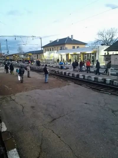 Гара Искър