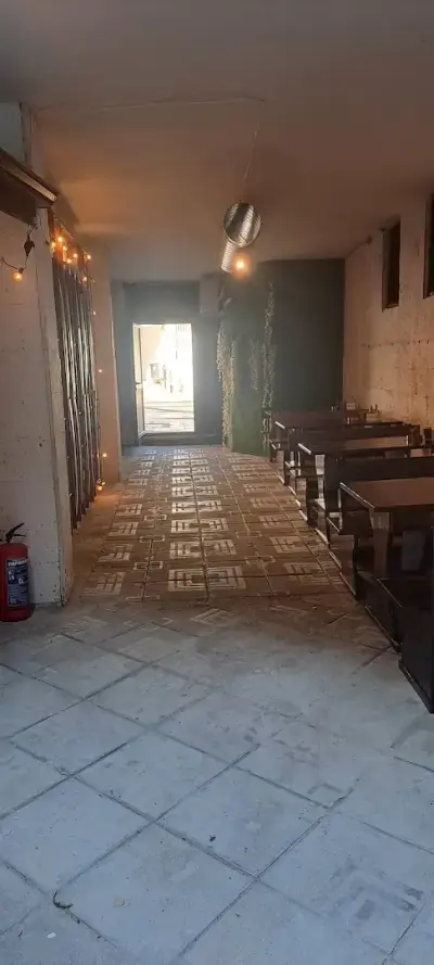 UTOPIA BAR & DINNER