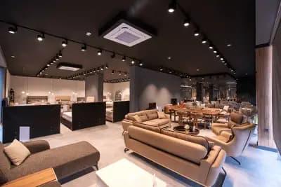 Мебелен магазин Comfy Home