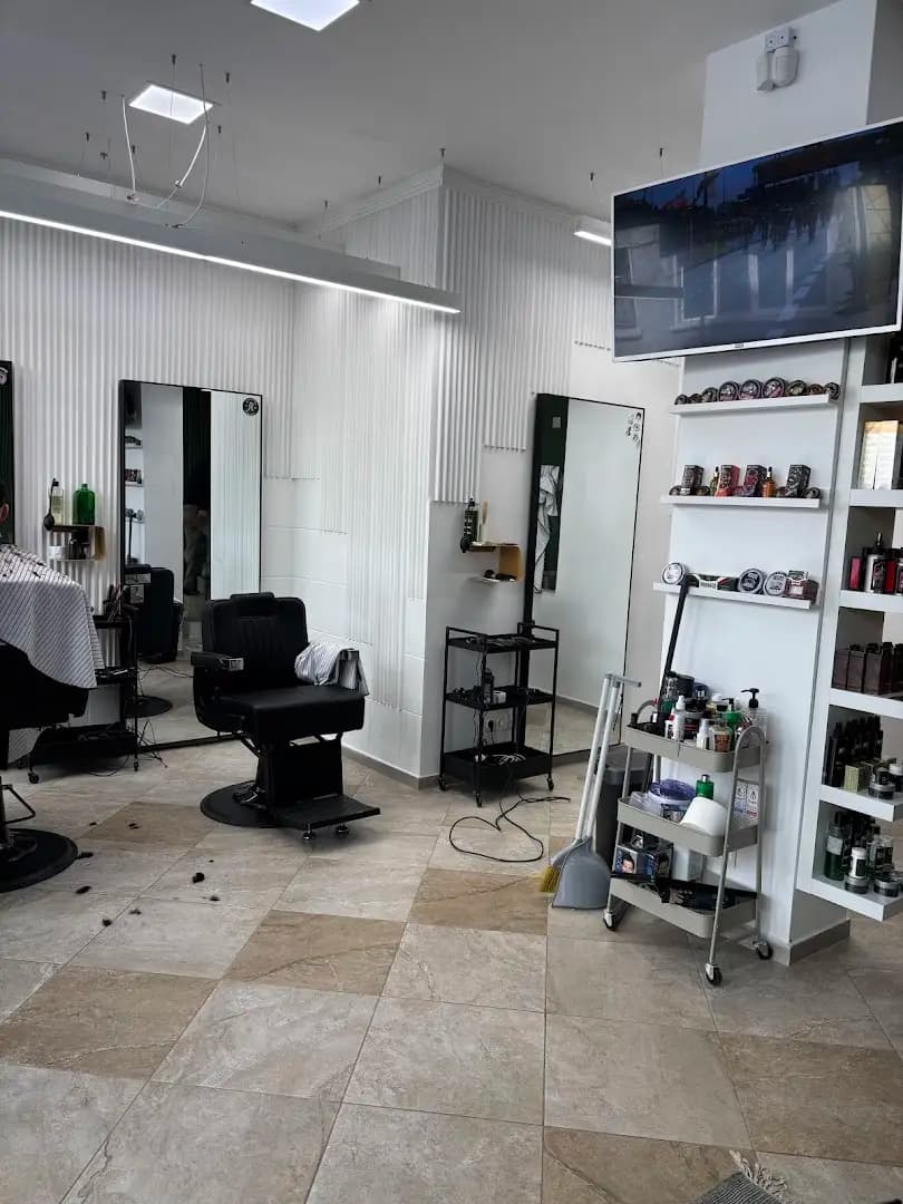98 Barbershop | Бръснарница Бургас | Мъжки Подстригване