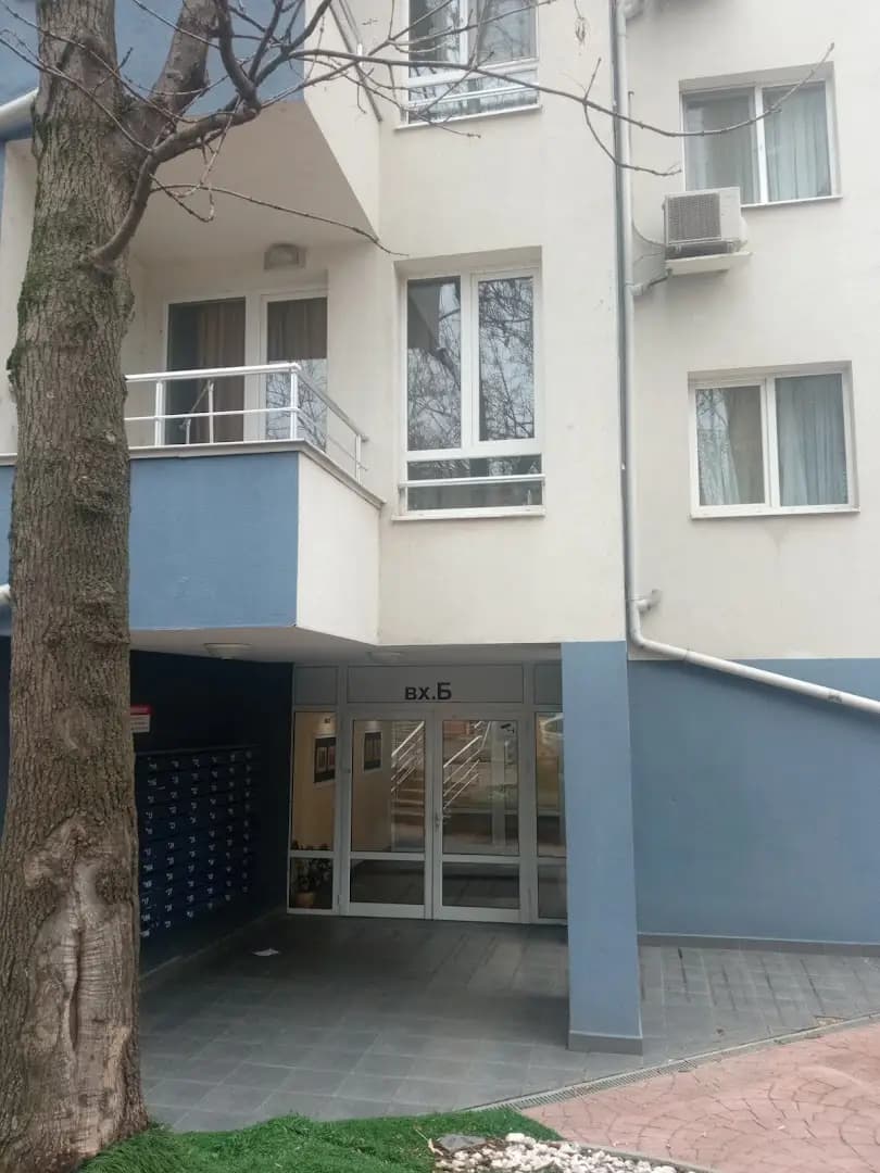 Студентски град, бл. 8 на СУ