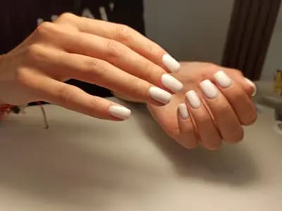 MOOD NAIL LOUNGE