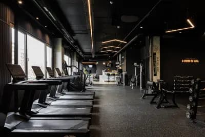 Фитнес център Vitality Gym