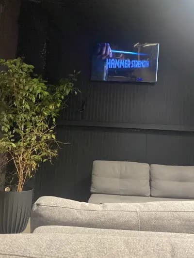 Фитнес център Vitality Gym