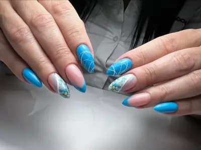 Studio Nora art nails