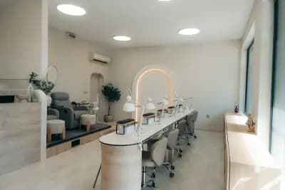 Bella Beauty House