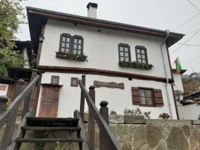 Къща за Гости Стариятъ Ловечъ