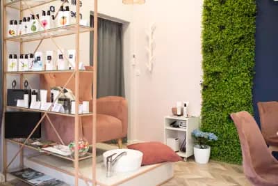 Blueberry nail care house