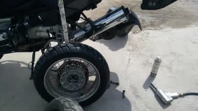 Гумаджийница /Сервиз Гуми / Tire services