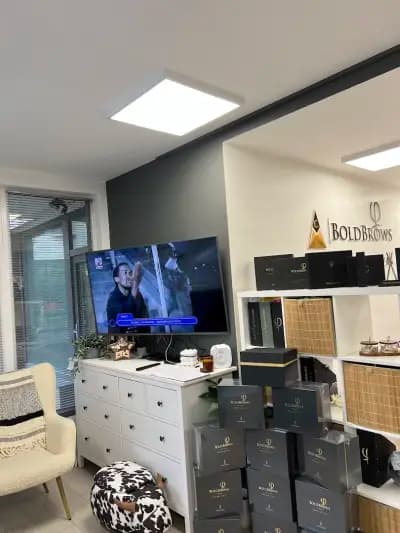 Микроблейдинг & Перманентен грим от Mila Savage Beauty and Academy