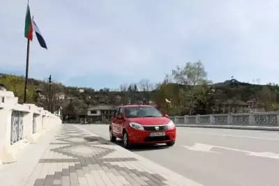 Автомобили под наем Ловеч