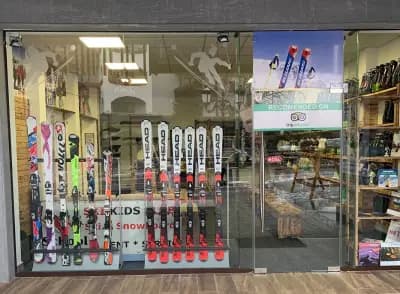 Sankiyski Ski Snowboard Hire & School in Bansko