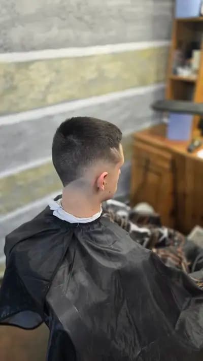 Barber Shop Bansko Бръснарски Салон ул. Пирин 34