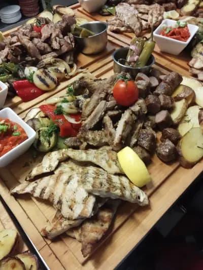 Хай лайф семеен хотел