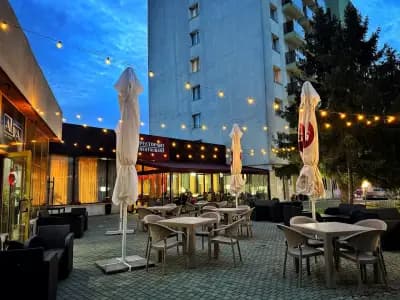 Aura Bar and Dinner
