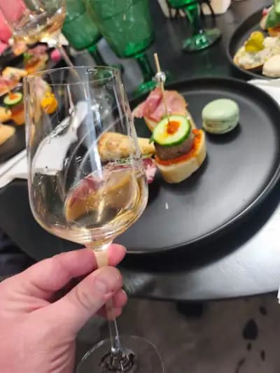 Berenice Wine Lounge