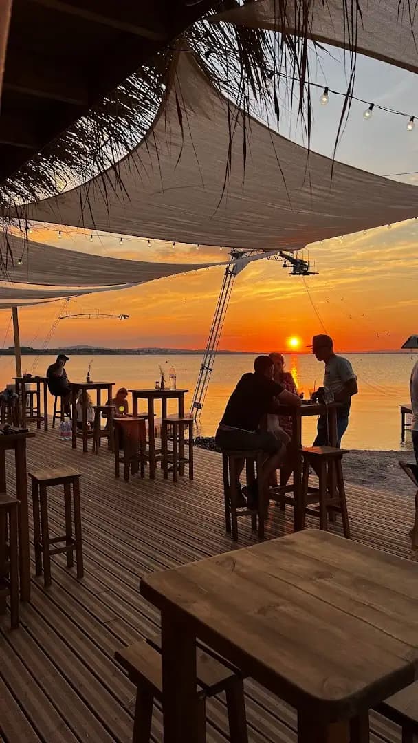 WakeBar