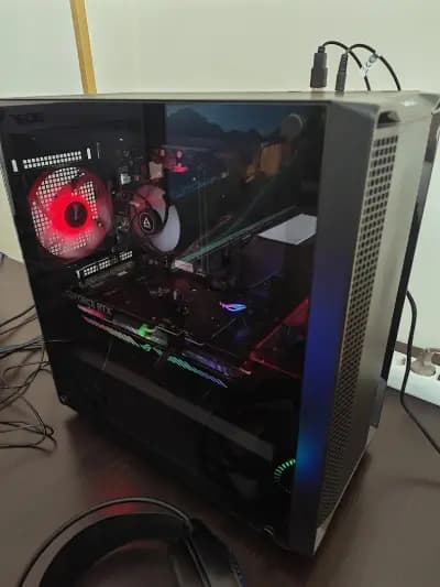 PC Center - Компютърен Магазин