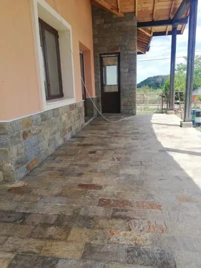 ЗОРА ООД - Естествен камък - мрамор, гранит, гнайс