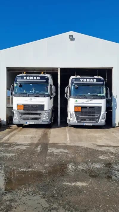 ЙОНАС ООД - Сервиз и автомивка за камиони . YONAS ltd Tank cleaning and Truck service.