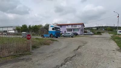 ЙОНАС ООД - Сервиз и автомивка за камиони . YONAS ltd Tank cleaning and Truck service.