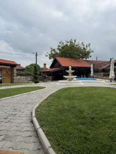 Къкрина Хилс
