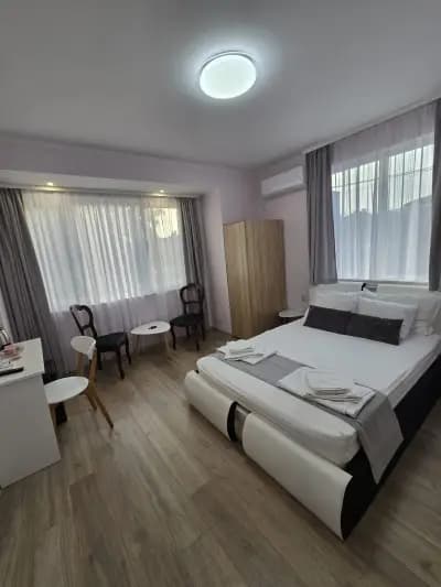 Къща за гости "Elion House"