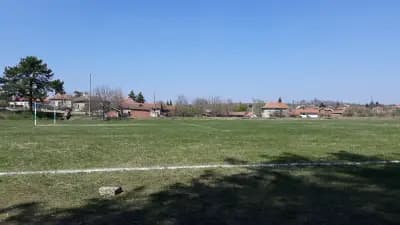 Стадион „Еница“