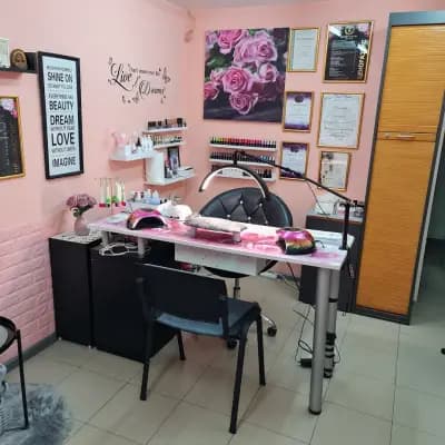 The Nail Queen by Veronika Pavlova- Artist & Educator