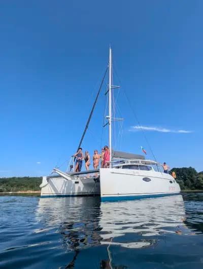 Bg-yacht - прогулки на яхтах
