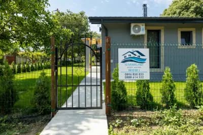 Къщиза гости Самърленд / Guest Houses Summerland