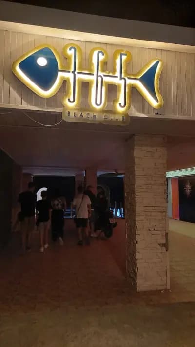 Beach Club 365