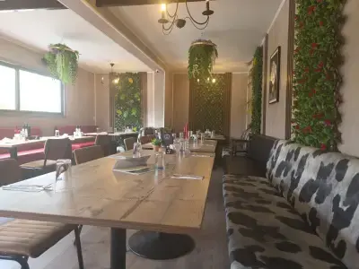 Чоткин Italian food
